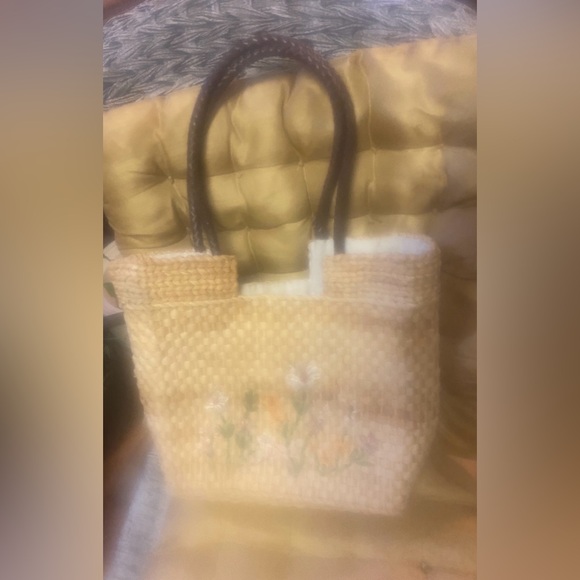 Bag with embroidered colorful flowers and braided brown straps - Picture 3 of 5